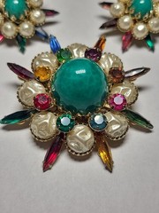 VTG Judy Lee Faux Jade /Rhinestones / Faux Pearls Brooch & Clip Earring Set
