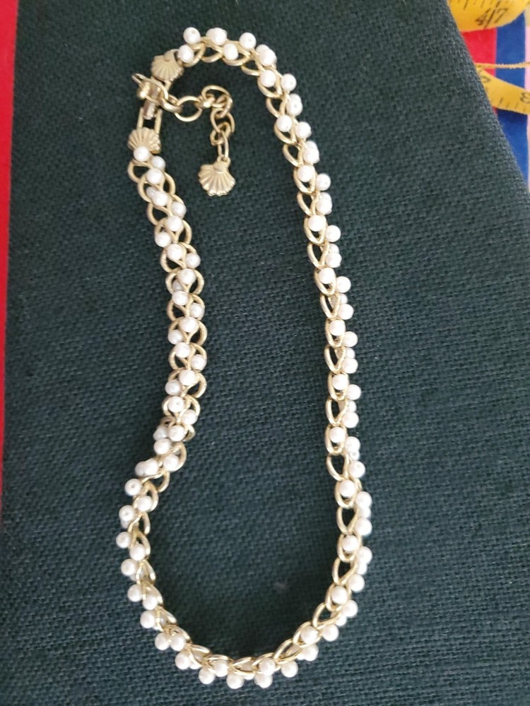 Vintage Richelieu Signed Faux Pearls Gold Choker Necklace 16-18″ ~ S7