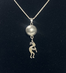 Vtg. Native American Kokopelli Figure Hanging from Ball 30″ Sterling Chain 20.7g