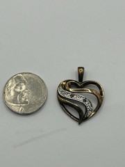 Vintage Sterling 925 silver heart shaped pendant with heart Cz Sapphires