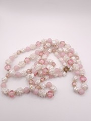 Mid Century Pink White Molded Flower Bead Garden Party Necklace Long Strand