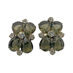 Vintage Gray Rhinestone Clip On Earrings Silver Tone Flower Stud 1.25in Jewelry