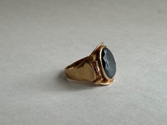 Large 18k Yellow Gold Onyx Old Persian Ring Size: 9.5, 10 grams