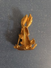 VINTAGE SKI BUNNY BROOCH PIN