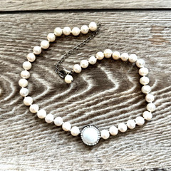 Cultured Freshwater Pearl & Rhinestone Short Beaded Necklace Knotted Between