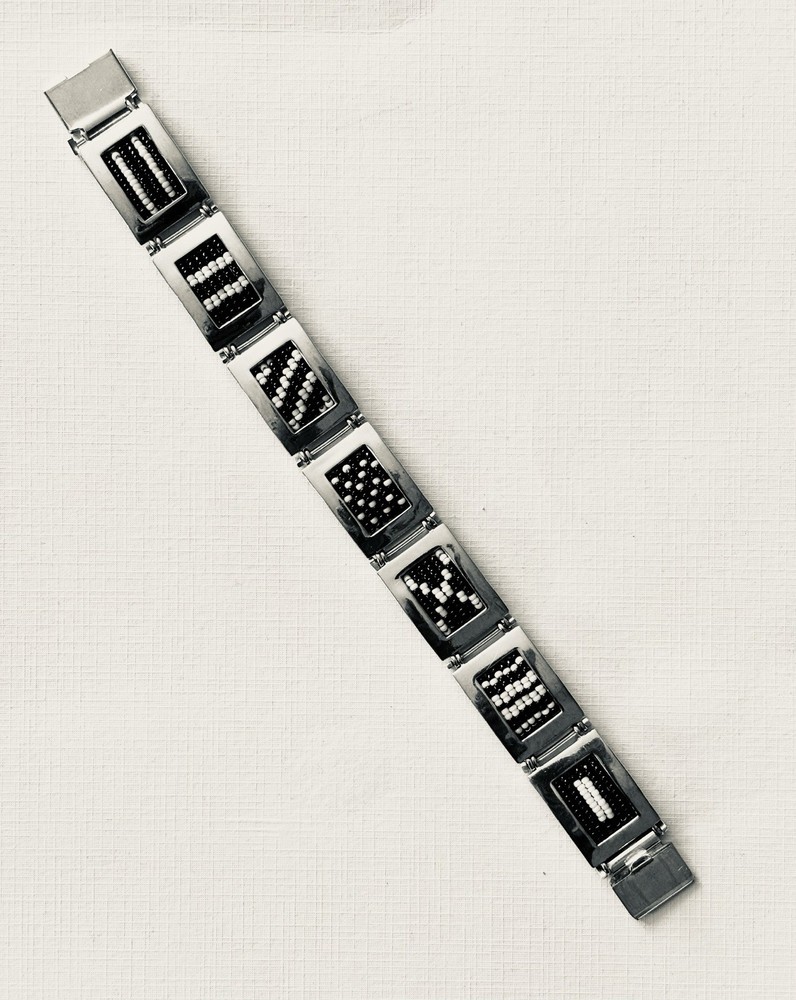 Sterling Silver Link Bracelet with Black and White Beads 7.5 ” 41.6 grams VTG