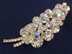 Verified Sparkly Vintage JULIANA D&E Clear AB Bead Gold Tone Leaf Pin Brooch