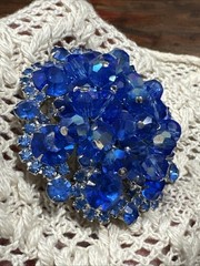 HUGE Vtg Unsigned Juliana D&E Sapphire Blue Rhinestone Brooch Earrings Set 2.3″