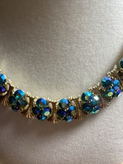 VTG Signed LISNER Blue/Teal AB Crystals Gold Tone Choker/Necklace-16″