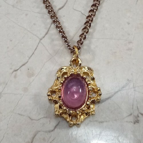 Ronte Beverly Hills VTG Simulated Amethyst Florentine Pendant Necklace 16″