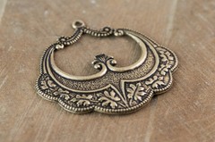 1 Hole Brass Ox Etched Rounded Pendant 48x45mm (2) mtl504B