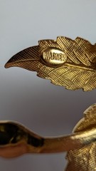 Vintage WARNER mechanical gold tone Day to Night flower brooch pin