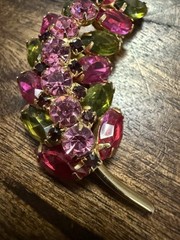 Vintage Gold Tone Domed Leaf Pin/Brooch w/ Pink and Green Prong Set Glass Stones