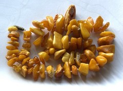 Vintage 80s Baltic Amber Necklace 10” Egg Yolk Honey Amber Nuggets Drop Pendant
