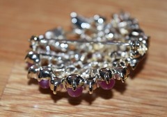 VTG STAR Floral Bouquet Pin Brooch Red & Pink Rhinestones Stones Flowers Leaves