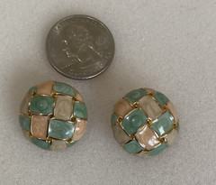 Vintage Button Earrings Pastel Pink & Green Gold Tone Woven Pattern Clip On E23