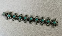 MEXICO STERLING SILVER BRACELET WITH TURQUOISE CABOCHONS 7.5”