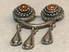 OLD Antique 1940-50 VIKING STYLE ethnic Latvian SILVER Brooch SAKTA with AMBER