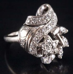 Vintage 1940’s 14k White Gold Single Round Diamond Star Style Ring .20ctw 4.7g