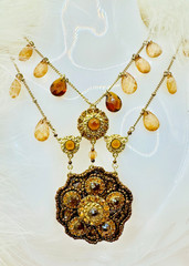 VTG! “Liz Clayborne’s Amber Crystals & Beads Victorian Style Necklace + Earrings