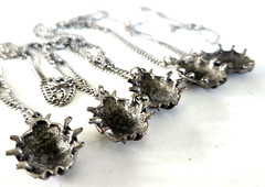 Vintage Ladybug Silver Tone Pendant Necklace 16″ Curb Link Chain