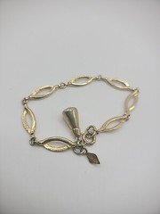 Vintage Sarah Coventry Womens Bracelet Gold Tone Links Dainty Wedding