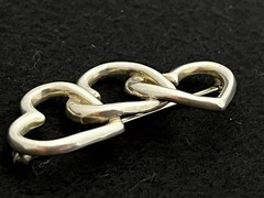 Tiffany & Co Triple Heart Brooch Pin Sterling Silver 925 Open Heart Design 1984
