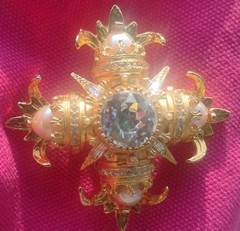 Maltese Cross Gold Tone Ornate Brooch Rhinestone Faux Pearls Signed Graziano