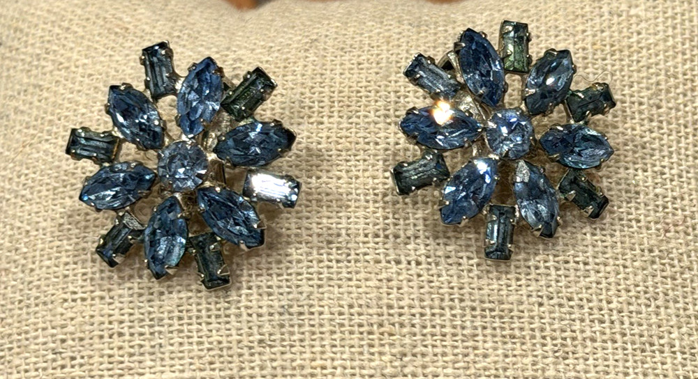 B. DAVID ART DECO VINTAGE CRYSTAL BLUE RHINESTONES FLORAL CLIP ON .75″ EARRINGS