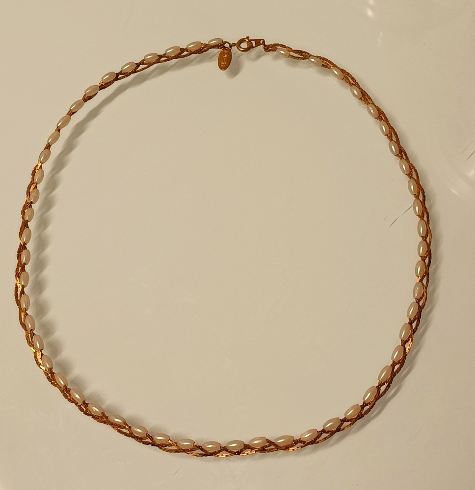 Vintage Medici Classy Gold Tone Twisted Chain Link Rice Pearl Necklace