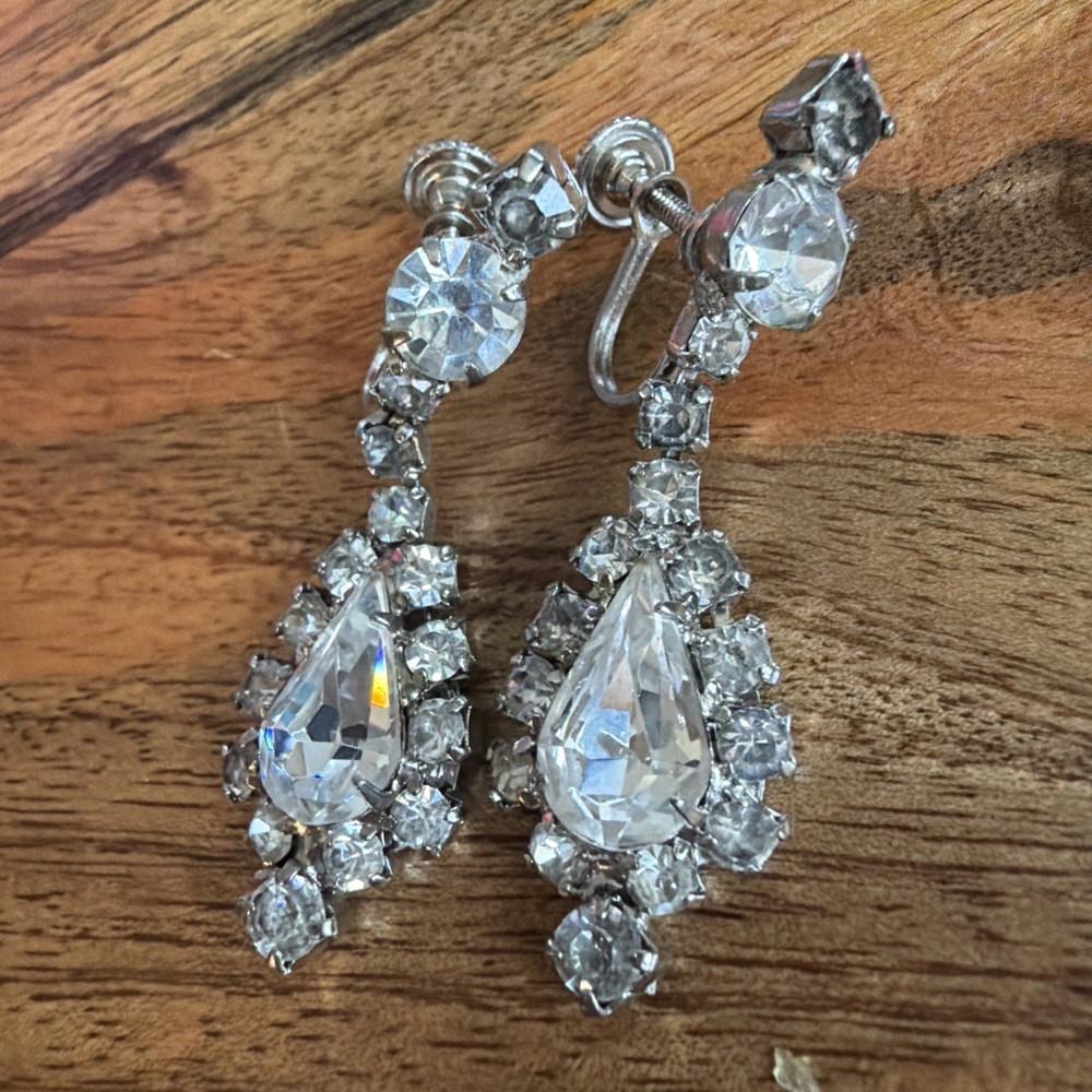 Rhinestone Teardrop Dangle Screw Back Earrings 1950s Vtg Glamorous Formal