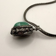 Vintage Silver Tone Faux Jade Cabochon Pendant Necklace Ornate Setting