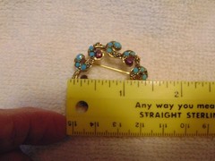 Vintage Signed Hollycraft Blue Glass Purplish Rhinestone Brooch Pin
