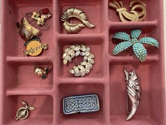 Hard Rock Cafe & Monet 10 pc Mixed Lot Brooches & Pins Enamel Rhinestone