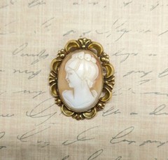 Vtg Carved Shell Cameo Pendant Gold Filled Left Facing Lady Brooch Pendant