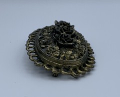 Large Antique 1920’s Victorian Three Rose Handmade Pot Metal Brooch No Brand
