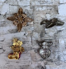 Vintage Brooch Lot of 10 – 1970s–1990s Enamel, Glass, Pearl & Marcasite Pins