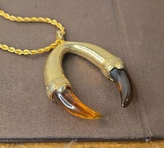 VINTAGE KENNETH JAY LANE KJL LUCITE TUSK NECKLACE