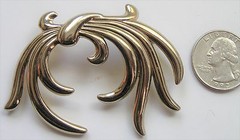 Large Vintage Signed Free Form Brooch Monet Gold Tone Pin