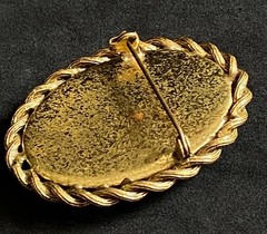 VTG Brooch Natural Malachite Cabochon Brass Large Oval Gemstone Granny Core