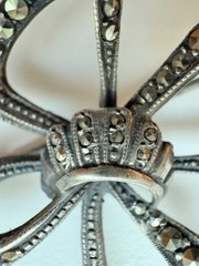 Vintage Sterling Marcasite Bow Pin (3068)