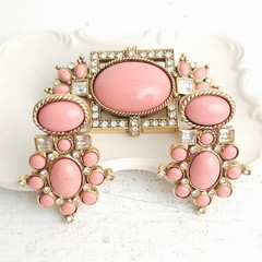 Vtg Elizabeth Taylor Avon Coral Brooch Clip Earrings Set Demi Parure Victorian