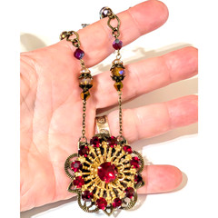 Victorian Style Red Glass Necklace Adjustable 2″ Pendant 20″ Chain rd03-39