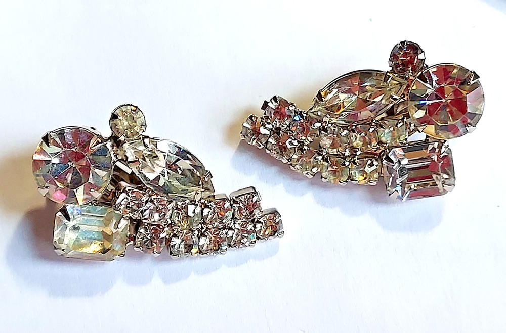Rhinestone Ear Climber Clip On Earrings Vintage *** Stunning!
