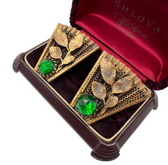 ANTIQUE ART DECO PAIR DRESS CLIP ADORNMENT RARE SET 2 GREEN EMERALD GOLD BRASS
