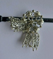 Vintage Mid Century Blue Rhinestone Flower Brooch