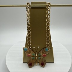 Vintage Focal Point Butterfly w/MultiStones Gold Toned Necklace. See pics.