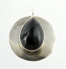 Unmarked Sterling Silver Black Onyx Teardrop Cabochon Pendant or Charm 3.1g