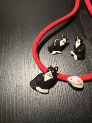 Vintage Flying Colors Hand painted Ceramic Cat & Mouse Necklace + Earrings!