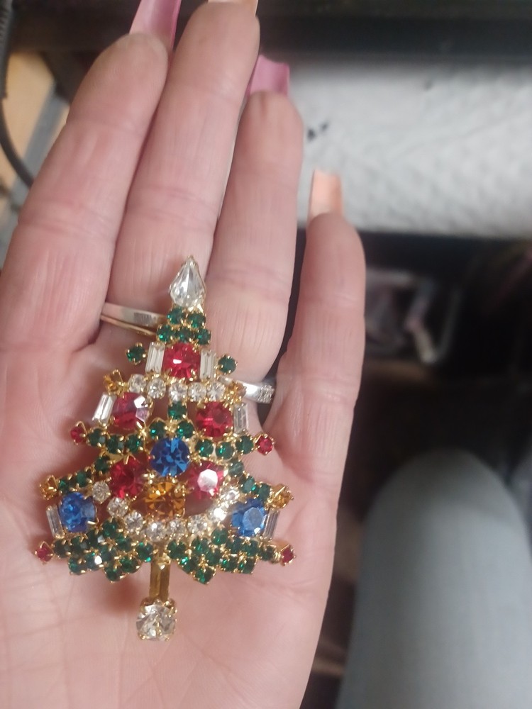 VINTAGE PRONG SET RHINESTONE CHRISTMAS TREE BROOCH PIN GOLD TONE Very Nice!